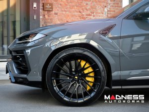 Lamborghini Urus Custom Wheels - EVO-6T by Vossen - Gloss Black Lamborghini Urus Custom Wheels - EVO-6T by Vossen - Gloss Black